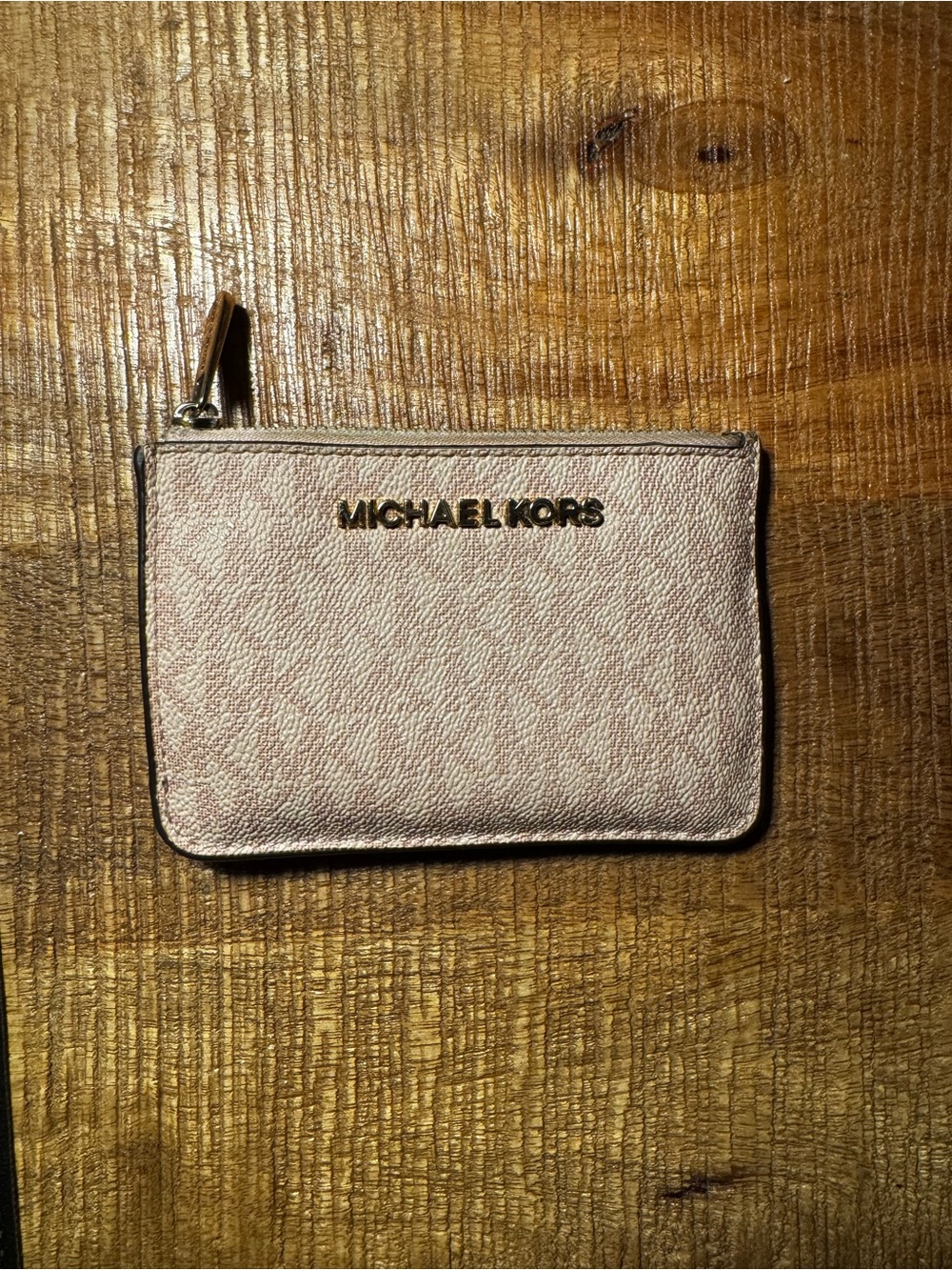 MICHAEL KORS Metallic Rose Gold Zip Card Holder
